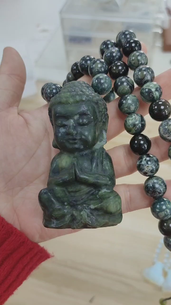 Xiuyu Jade Buddha Necklace